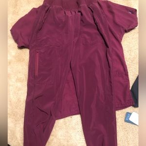 Maroon / Burgundy Jogger Scrub Pants